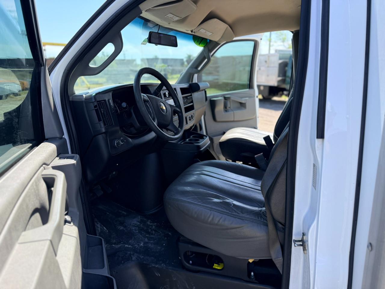 Chevrolet G3500 Vans  2017