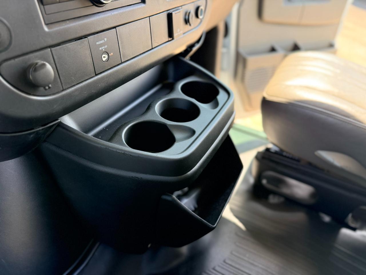 Chevrolet G3500 Vans  2017