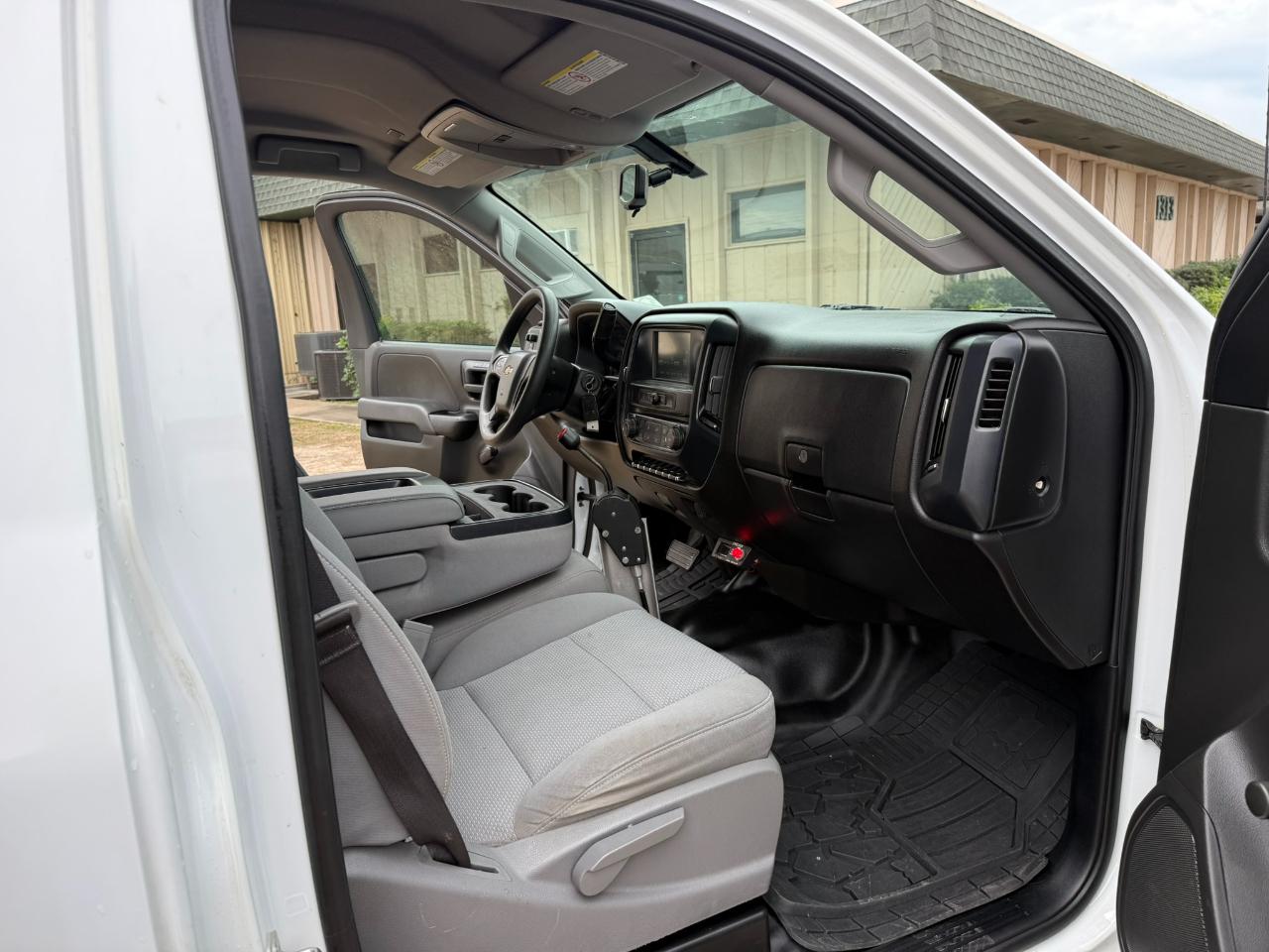 Chevrolet Silverado 6500 HD  2019