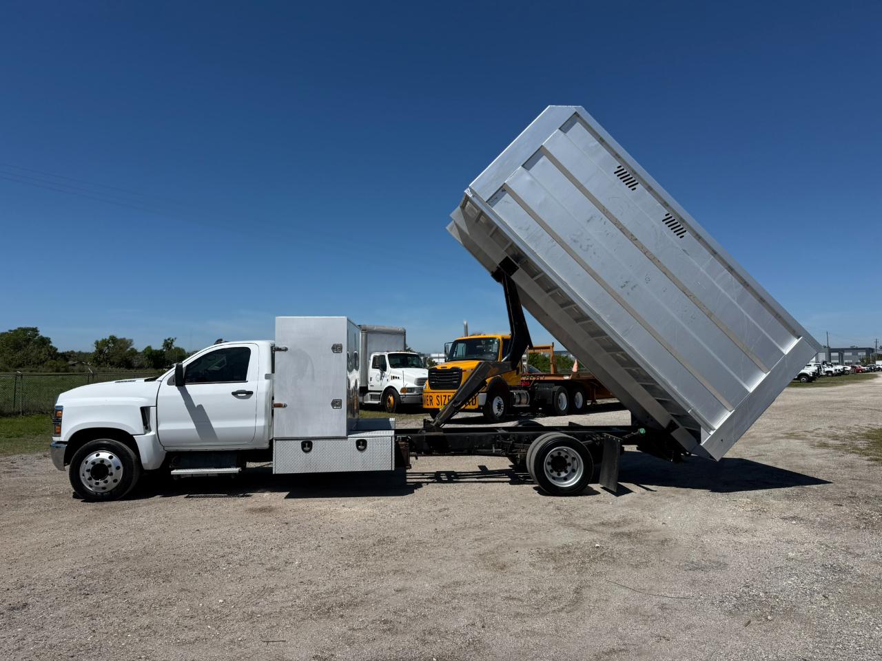 Chevrolet Silverado 6500 HD  2019