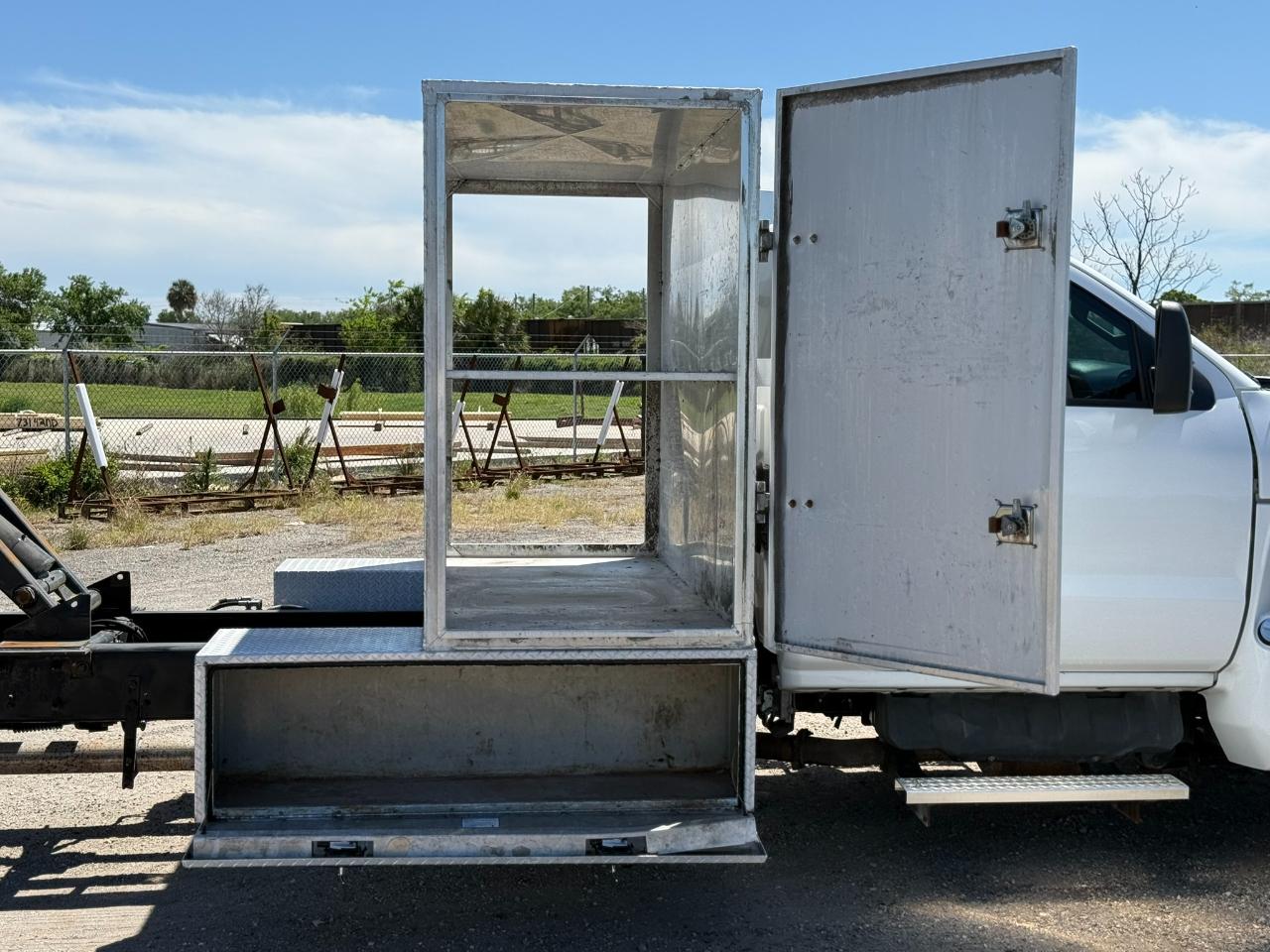 Chevrolet Silverado 6500 HD  2019