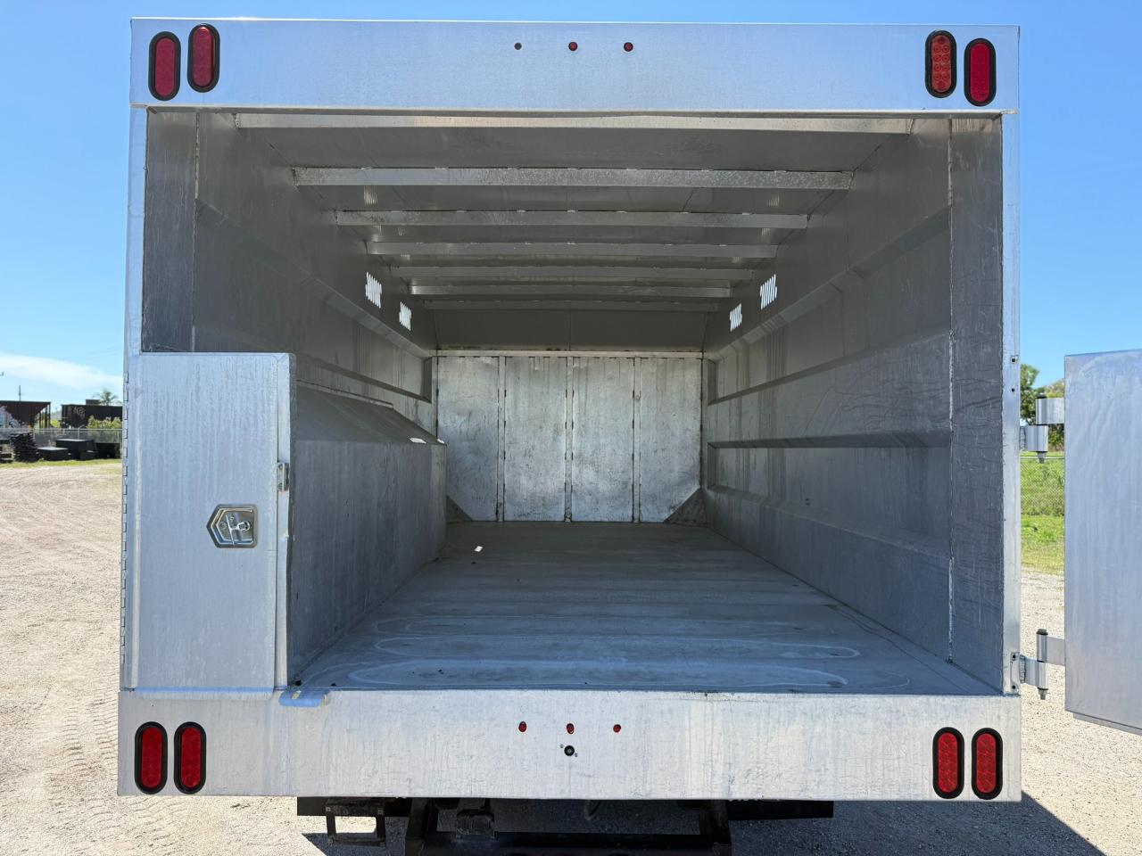 Chevrolet Silverado 6500 HD  2019