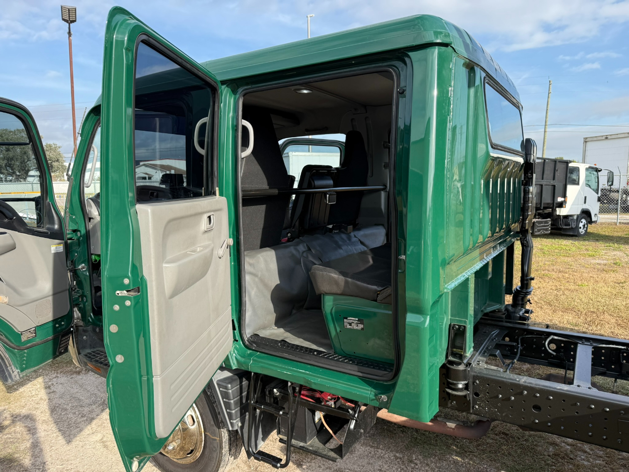 Mitsubishi Fuso FE160  2019