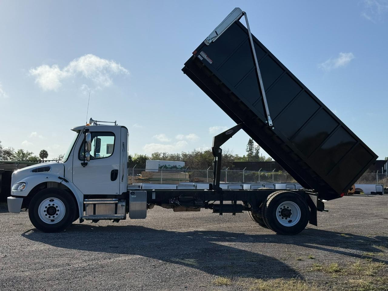 Freightliner M2 106 Medium Duty  2019