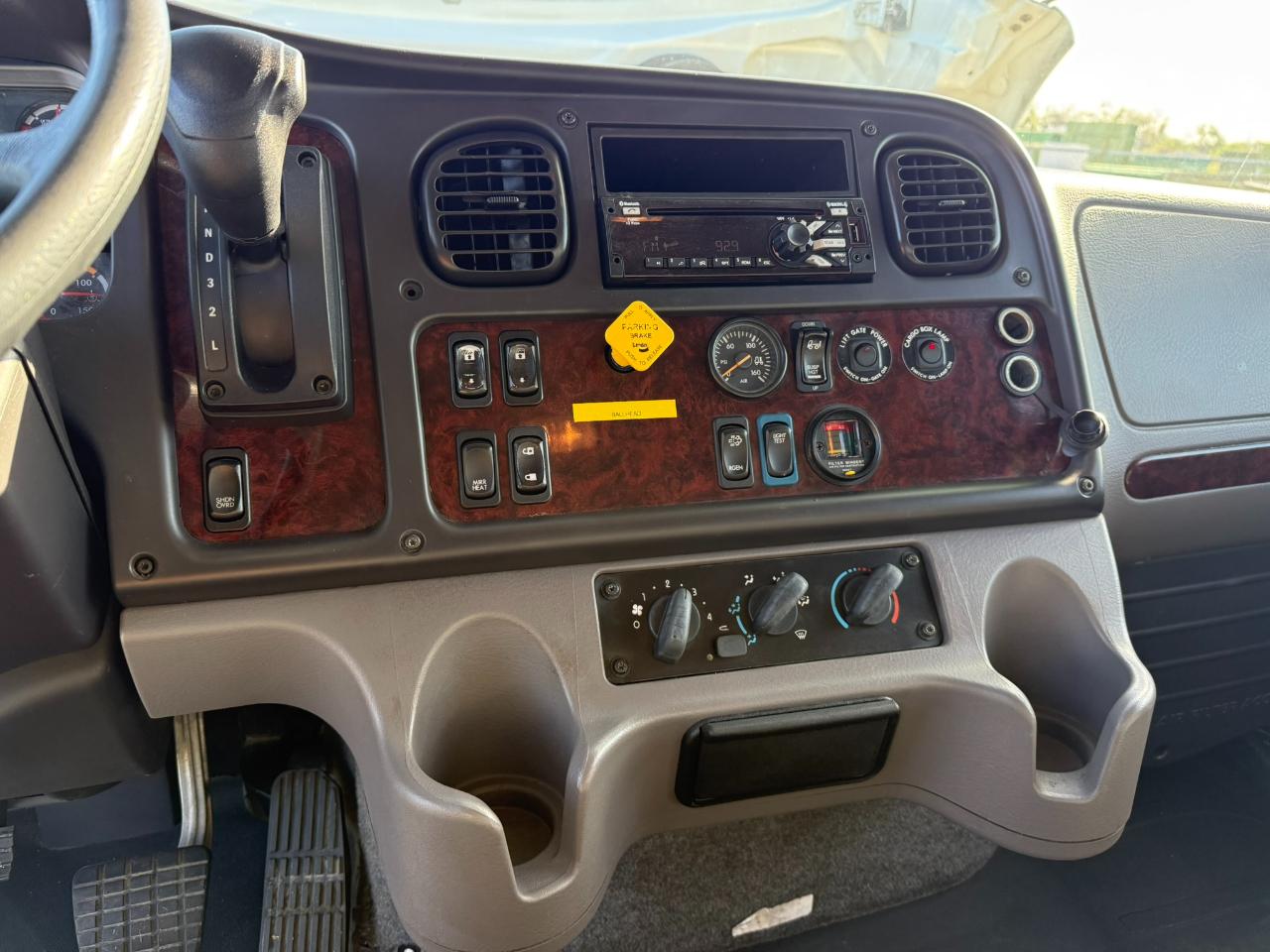 Freightliner M2 106 Medium Duty  2019