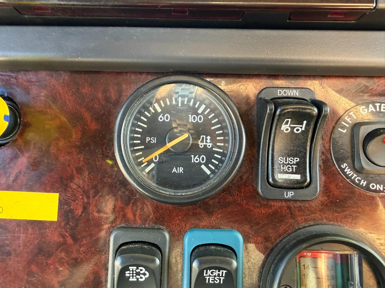 Freightliner M2 106 Medium Duty  2019