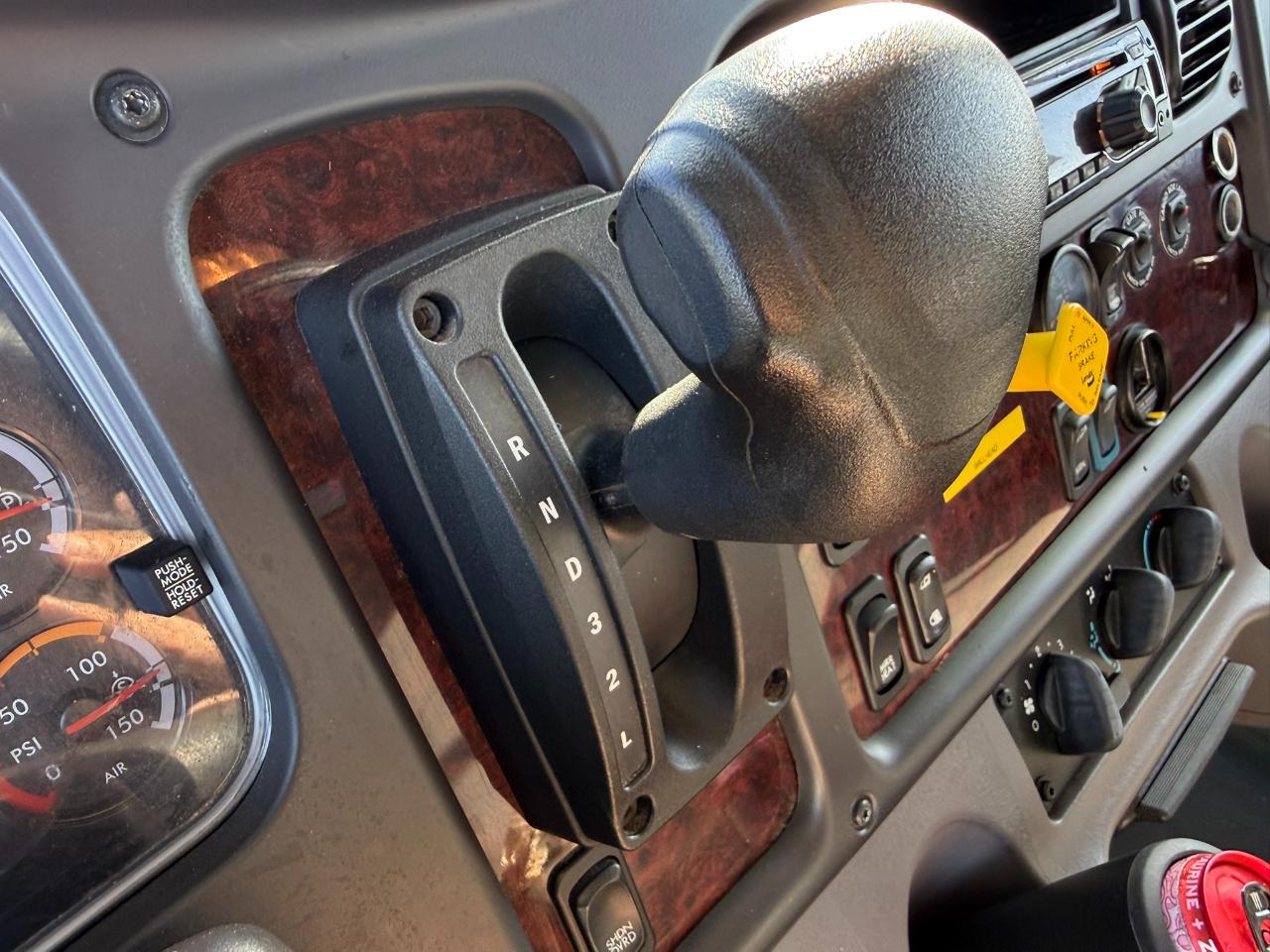 Freightliner M2 106 Medium Duty  2019