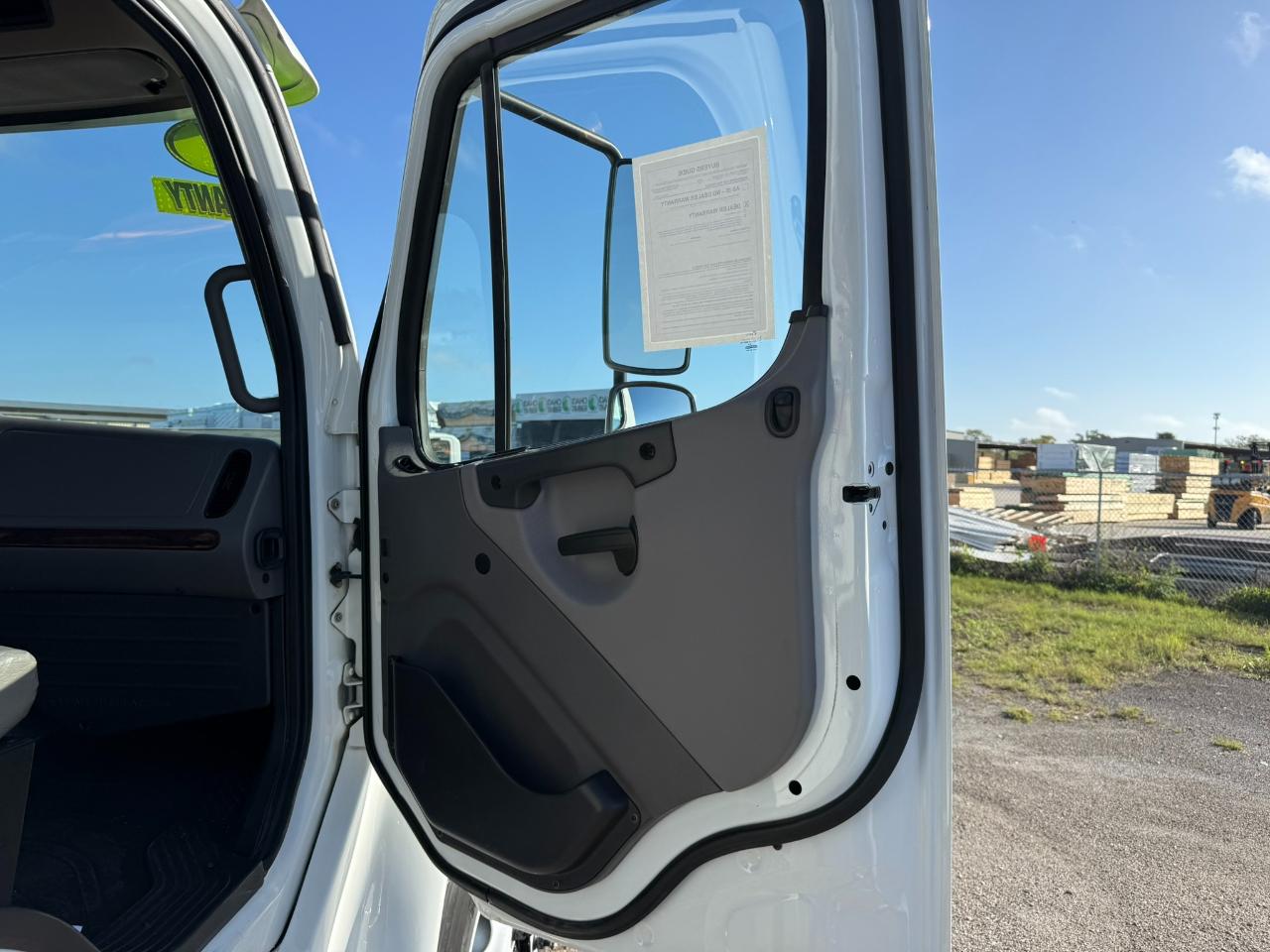 Freightliner M2 106 Medium Duty  2019