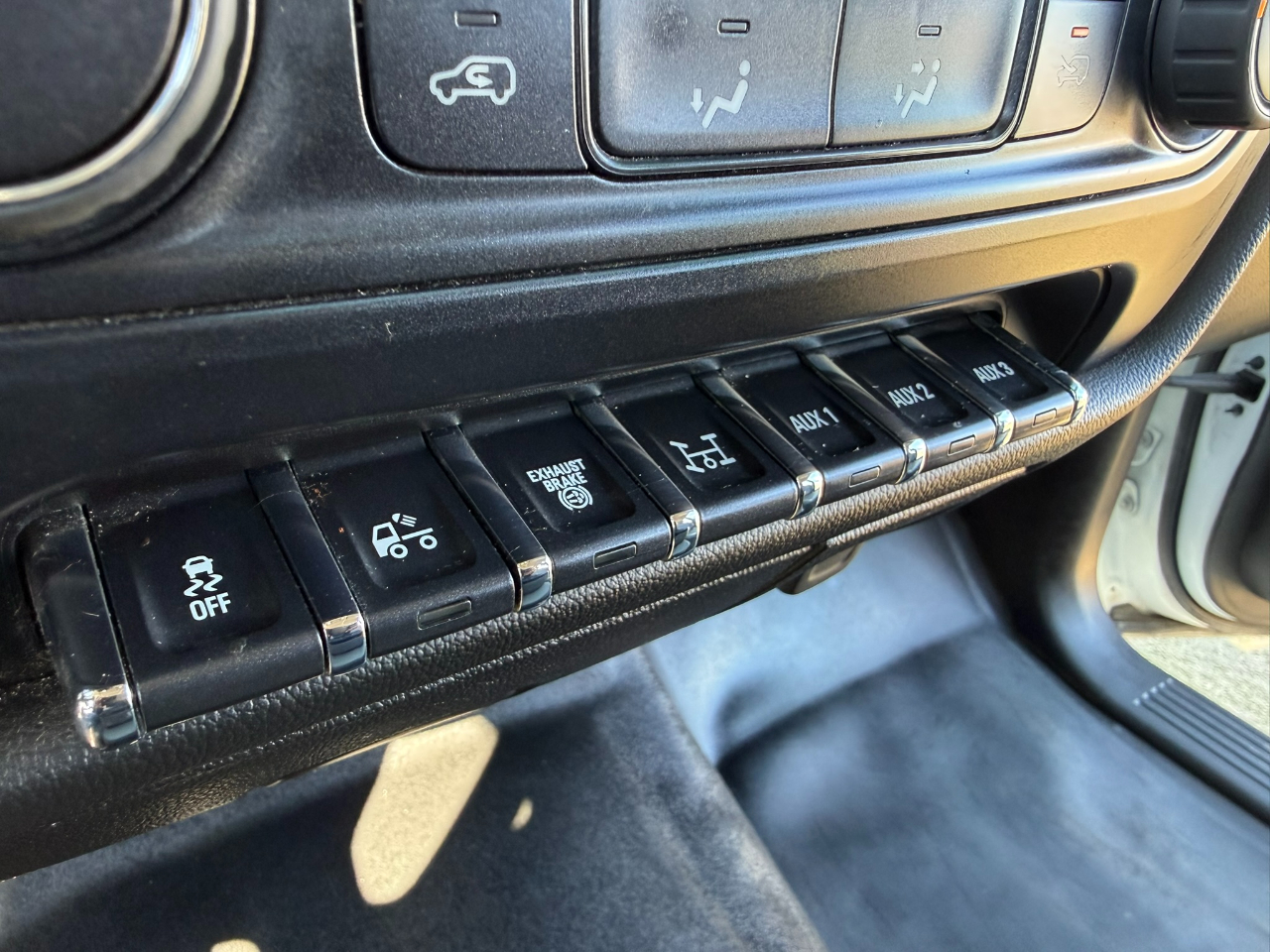 International CV515  2022