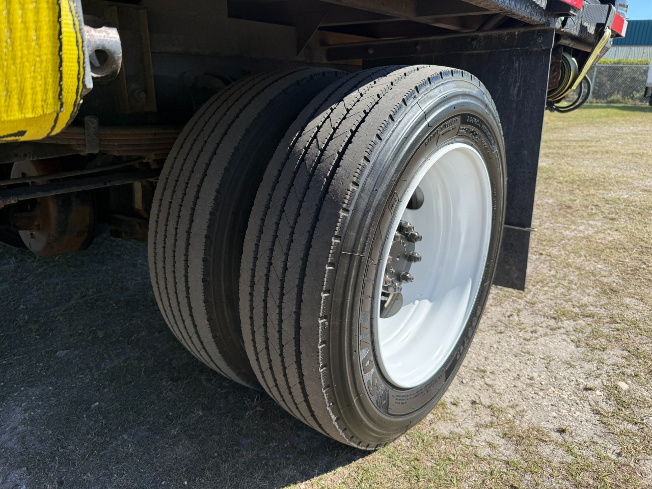 International CV515  2022