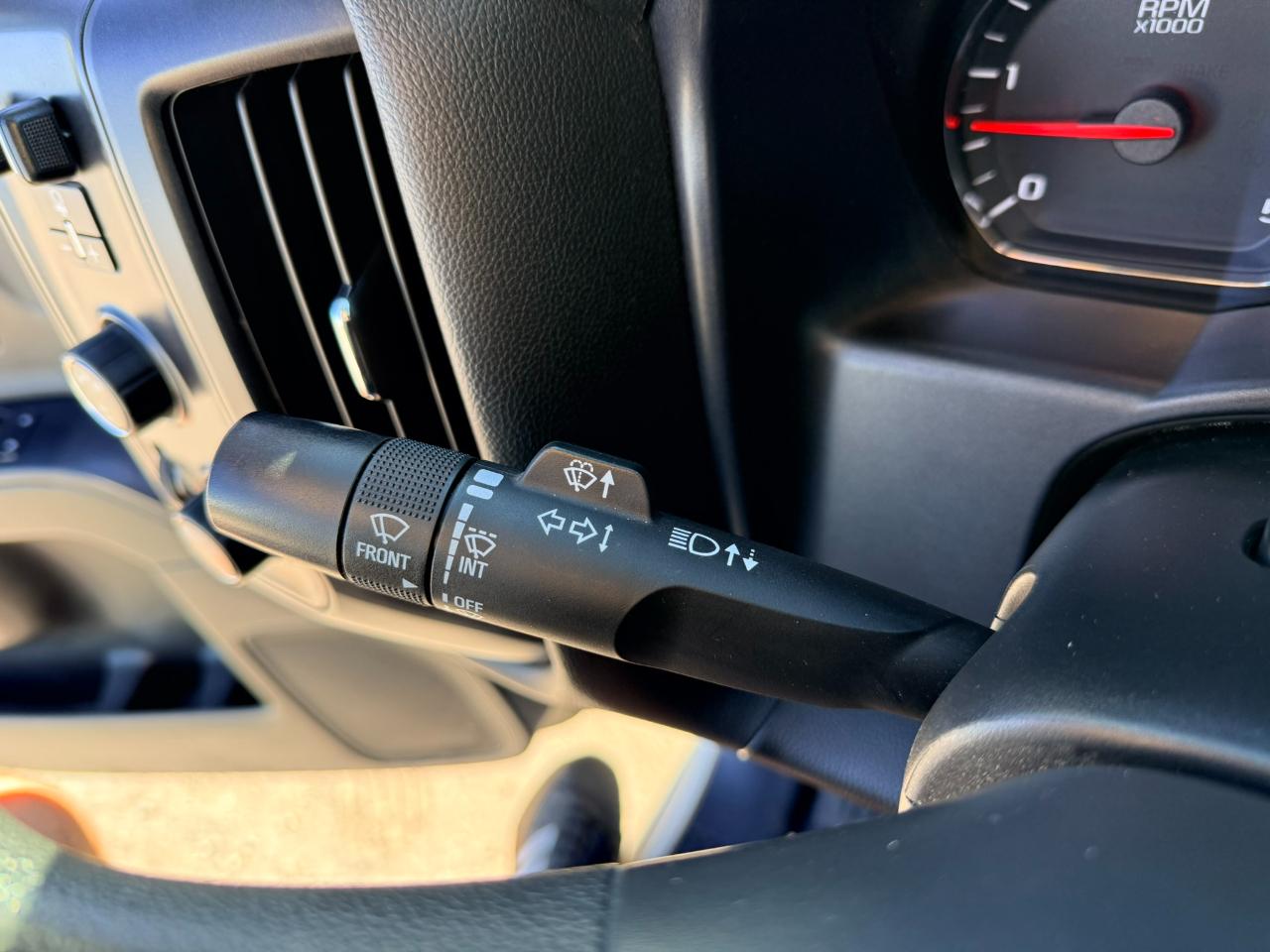 International CV515  2022