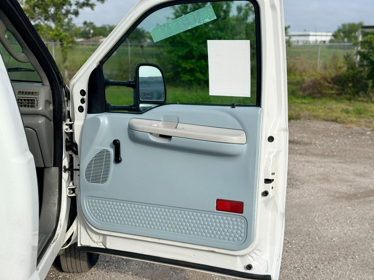 Ford F-350 SD XL 2WD DRW 2004