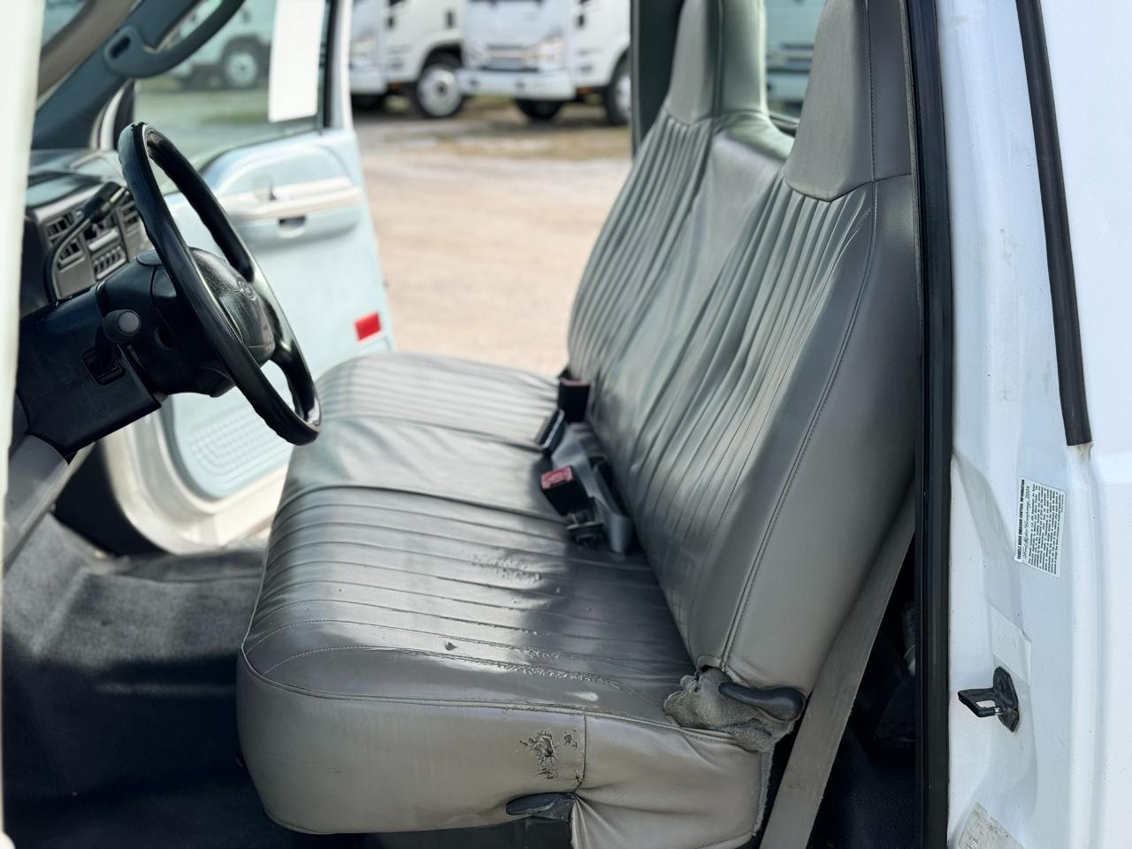 Ford F-350 SD XL 2WD DRW 2004