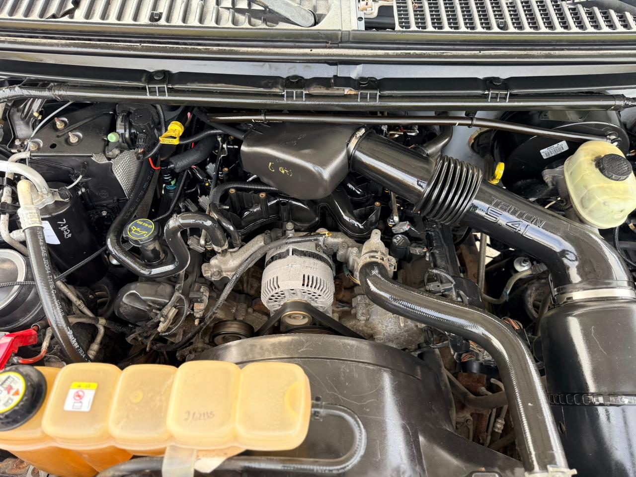 Ford F-350 SD XL 2WD DRW 2004