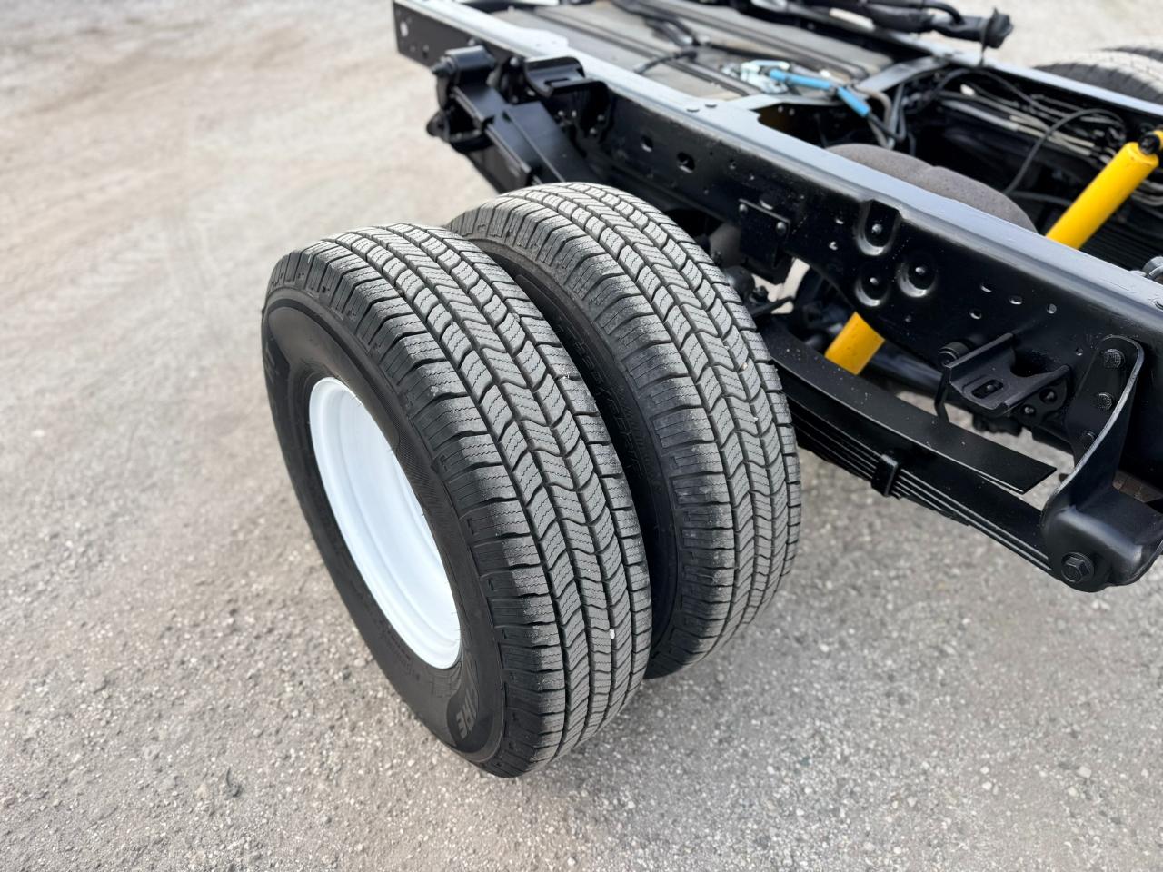 Ford F-350 SD XL 2WD DRW 2004