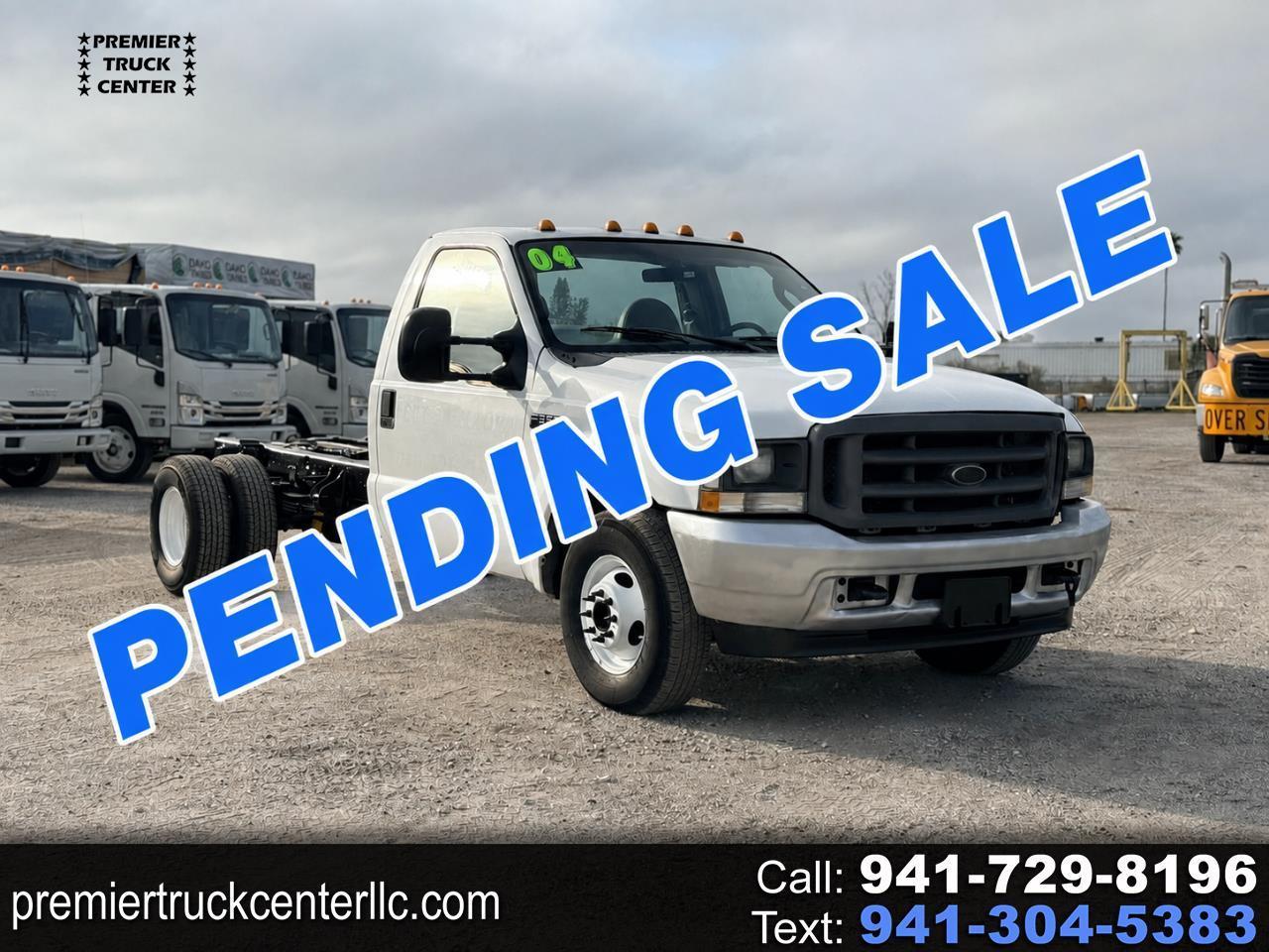 2004 Ford F-350 SD Cab & Chassis