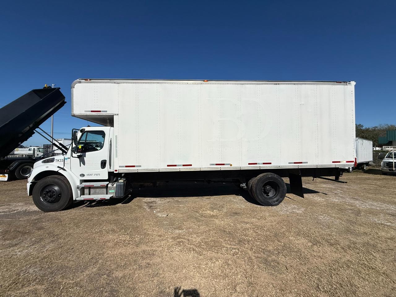 Freightliner M2 106 Medium Duty  2019
