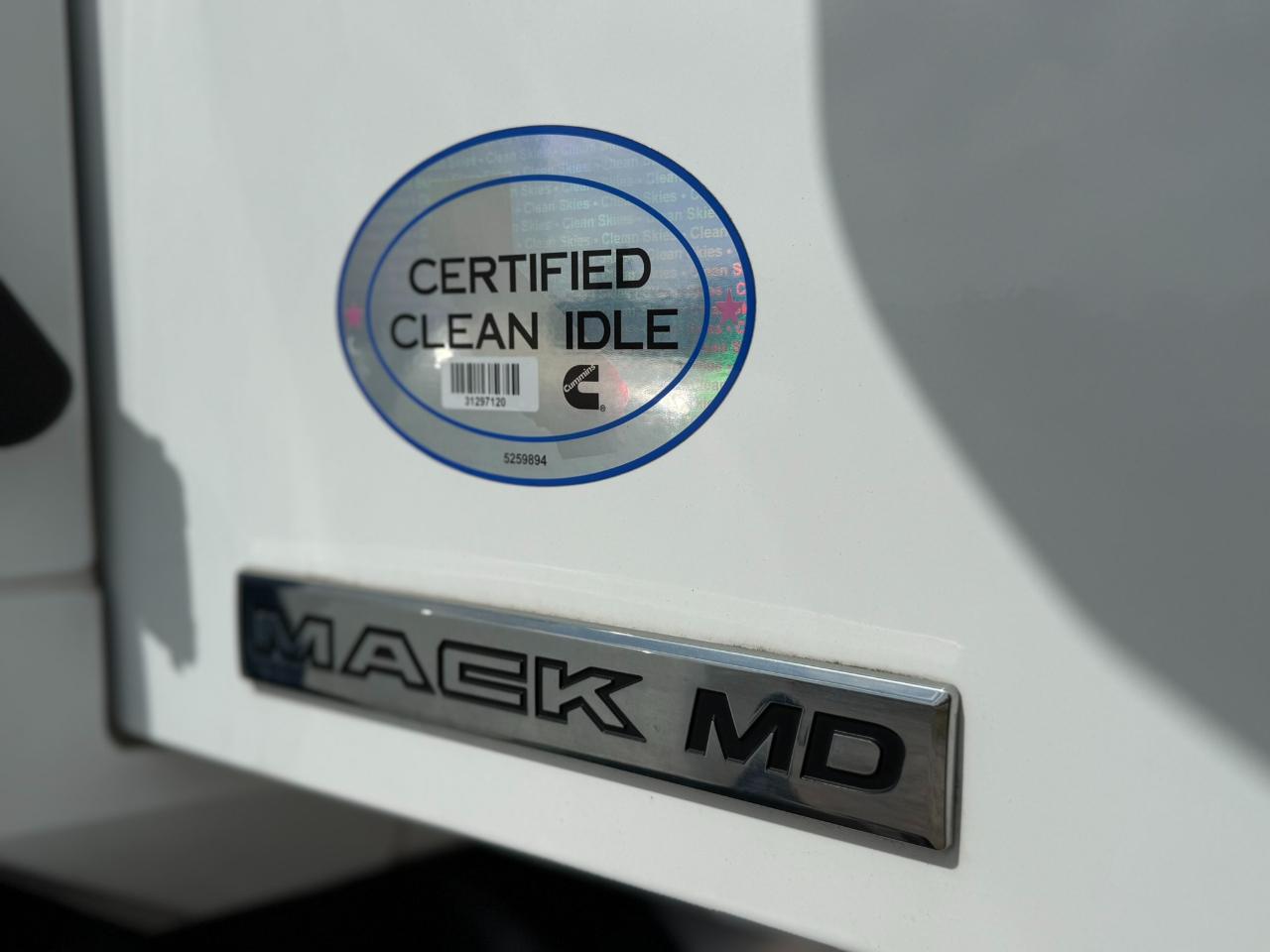 Mack MD  2022