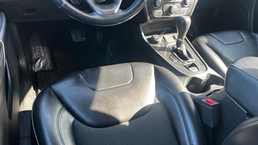 Jeep Cherokee Latitude Plus 4WD 2019