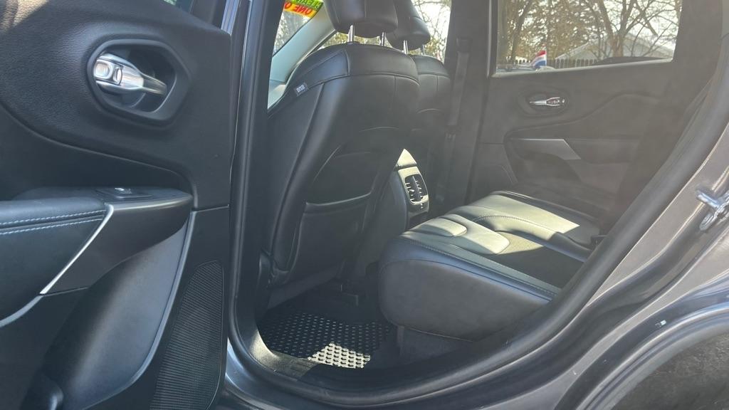 Jeep Cherokee Latitude Plus 4WD 2019