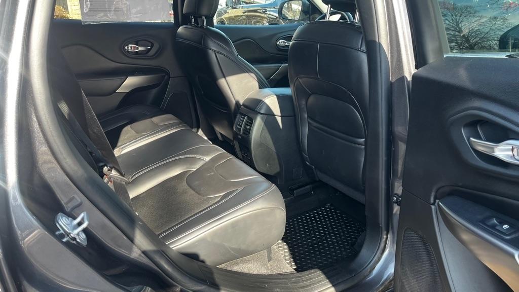 Jeep Cherokee Latitude Plus 4WD 2019