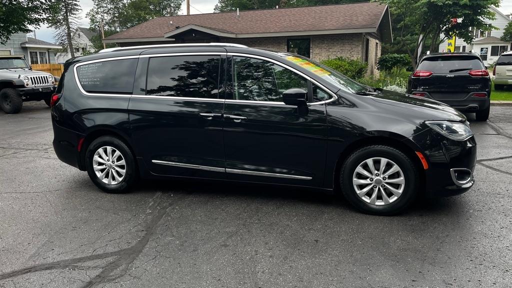 Chrysler Pacifica Touring-L 2019
