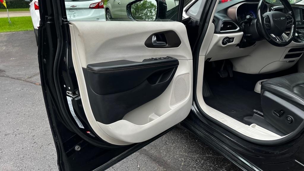 Chrysler Pacifica Touring-L 2019
