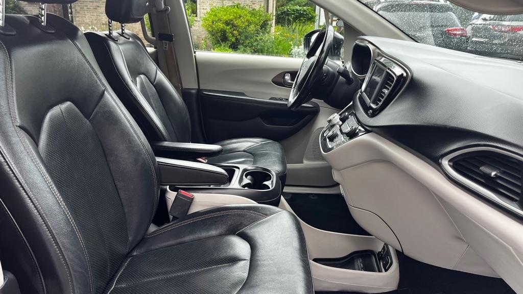 Chrysler Pacifica Touring-L 2019