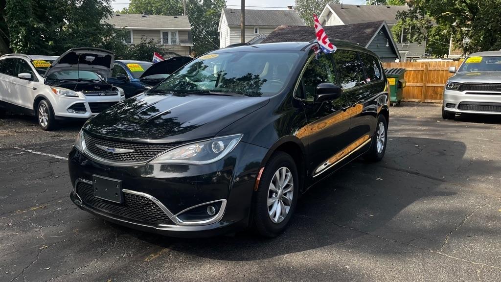 2019 Chrysler Pacifica Touring-L