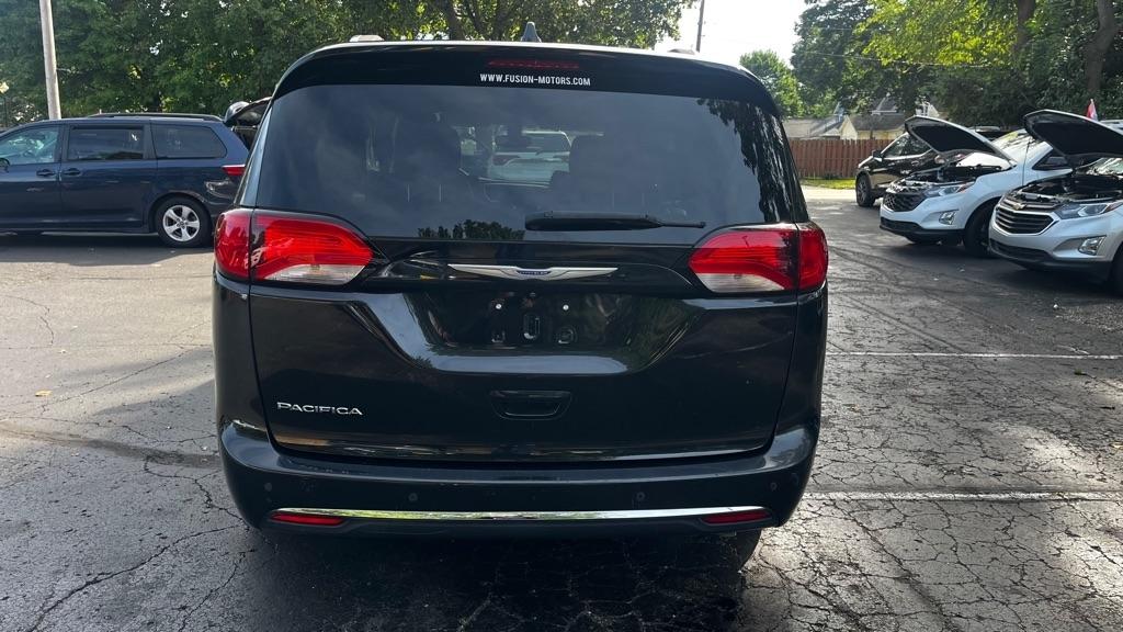 Chrysler Pacifica Touring-L 2019