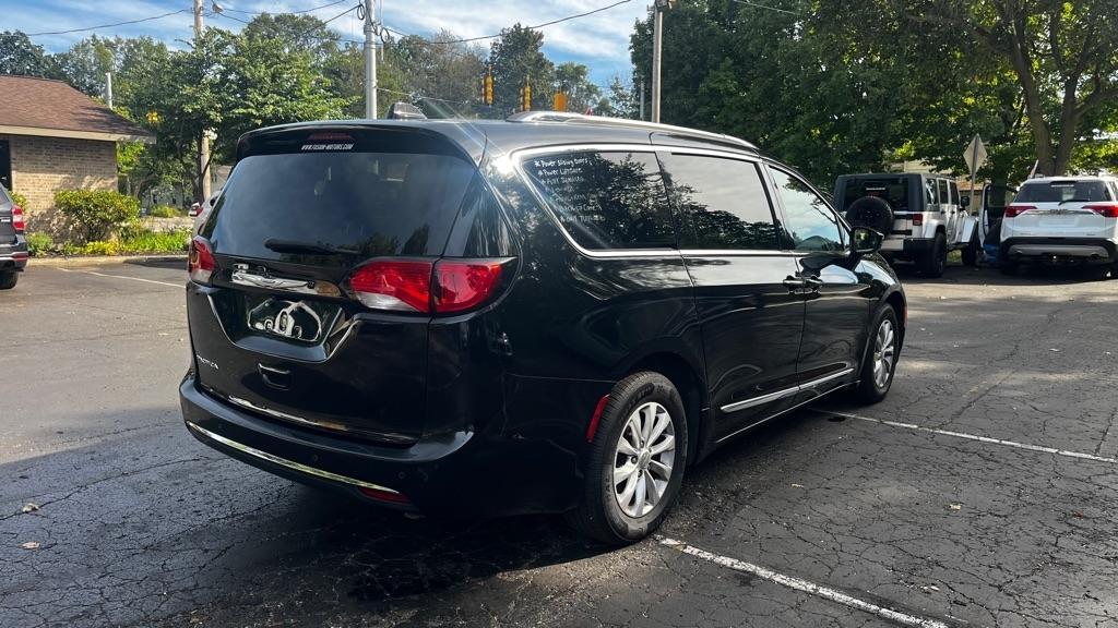 Chrysler Pacifica Touring-L 2019