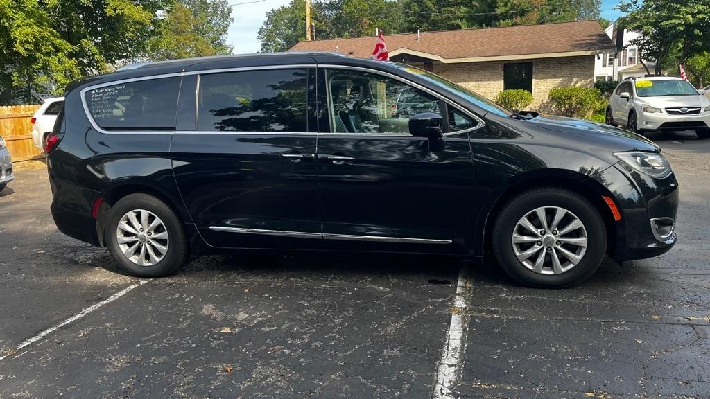 Chrysler Pacifica Touring-L 2019