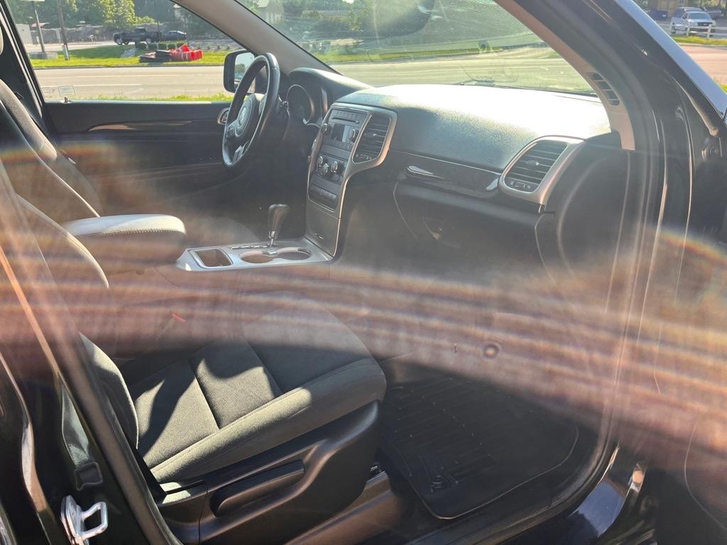 Jeep Grand Cherokee Laredo 4WD 2013