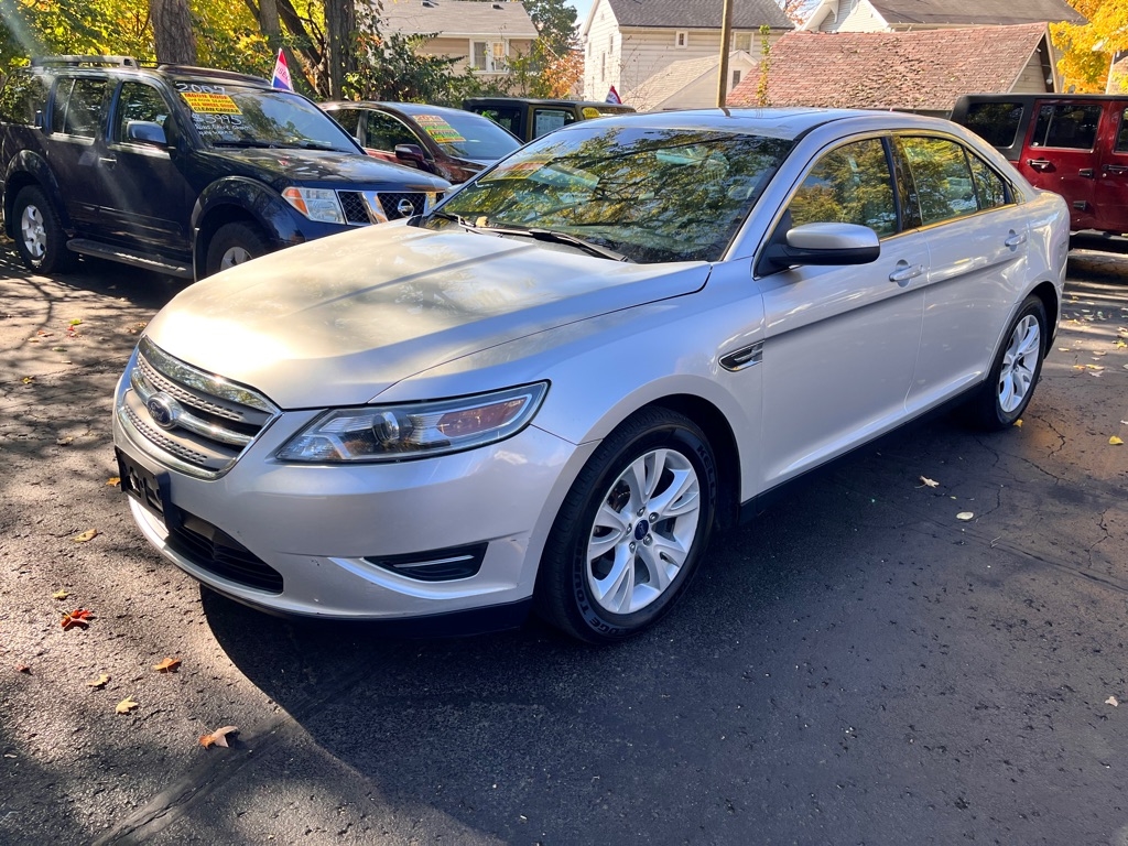2011 Ford Taurus SEL