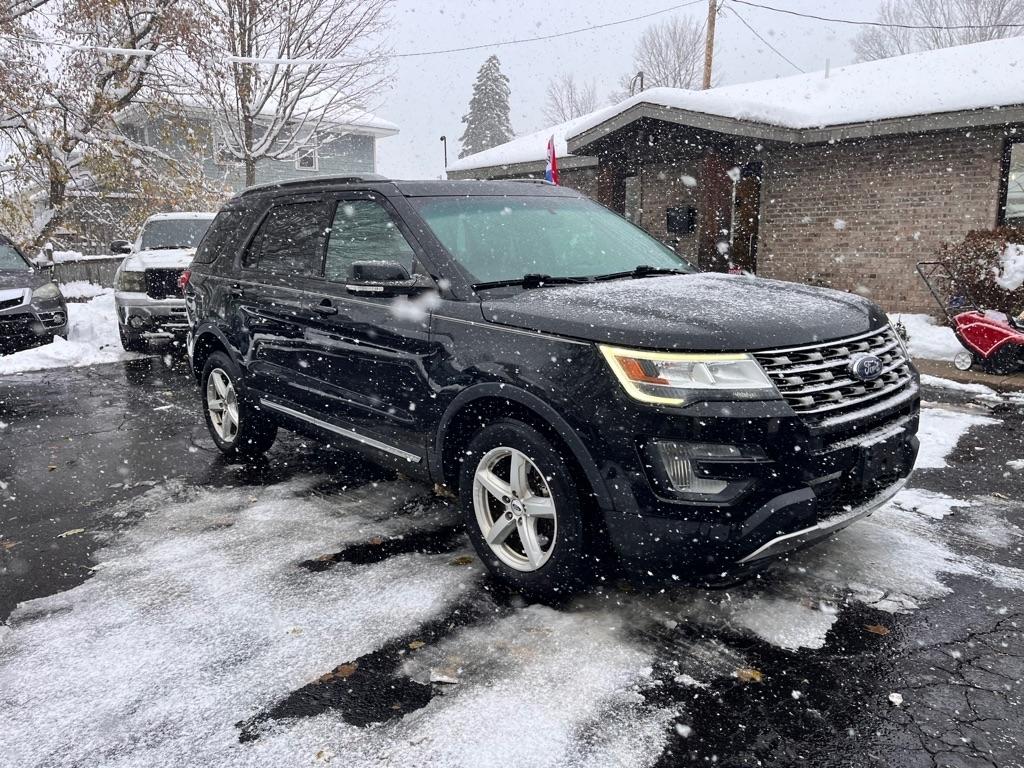 Ford Explorer XLT 4WD 2017