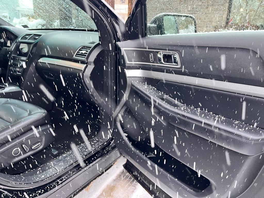 Ford Explorer XLT 4WD 2017