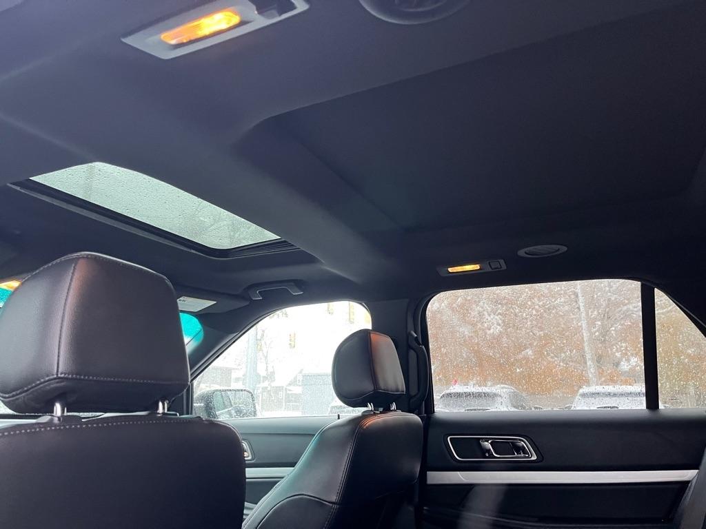 Ford Explorer XLT 4WD 2017