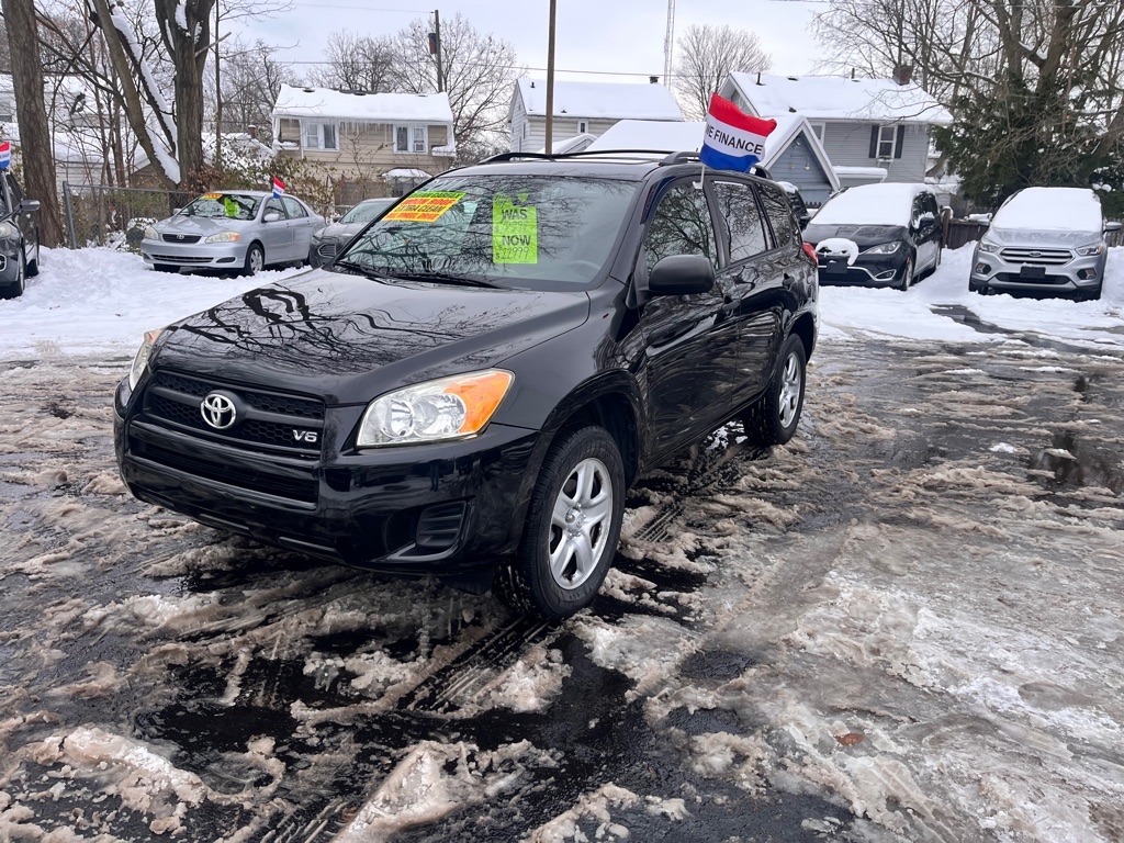 2011 Toyota RAV4 Base's photo