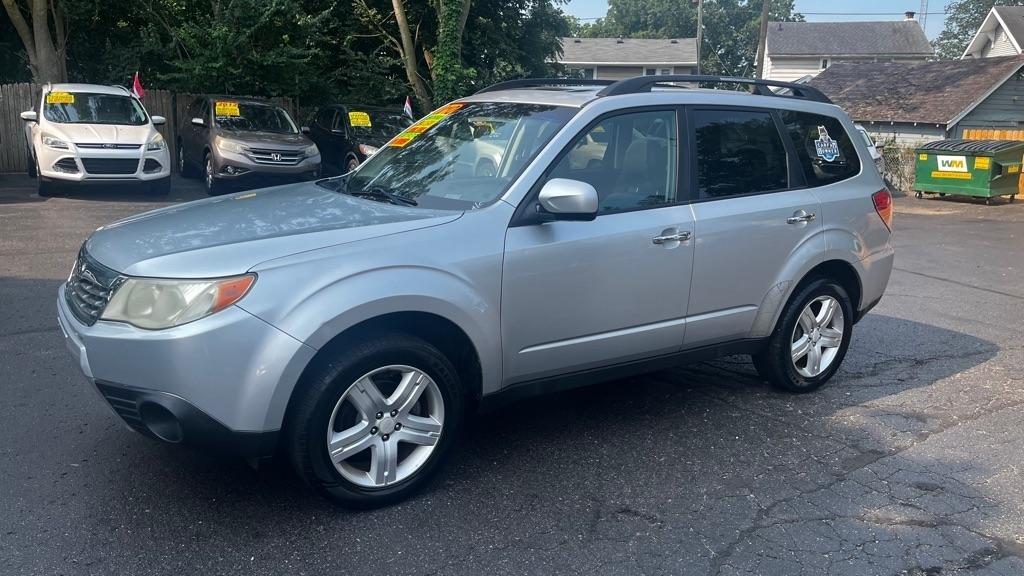 Subaru Forester 2.5X Premium 2010
