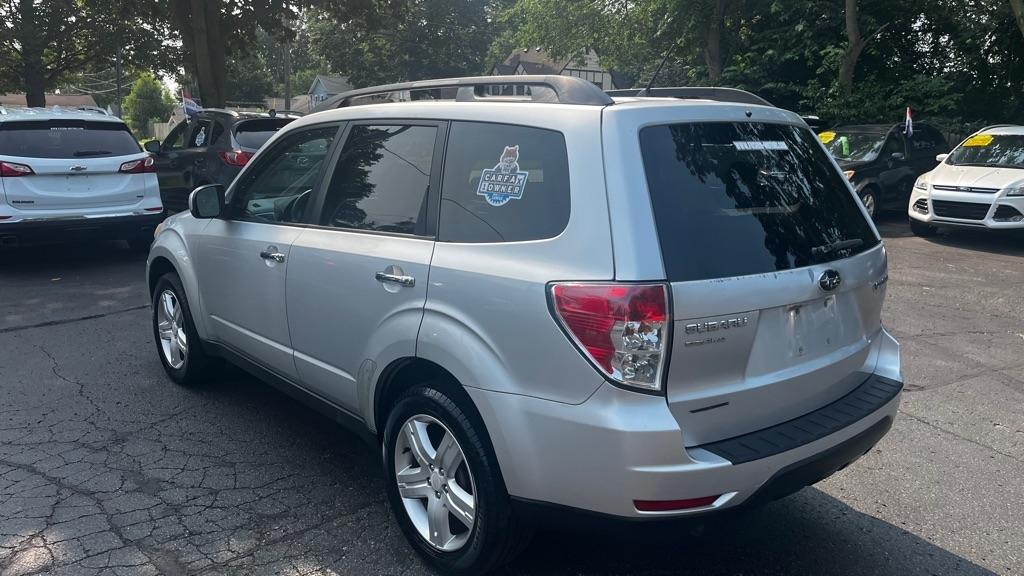 Subaru Forester 2.5X Premium 2010