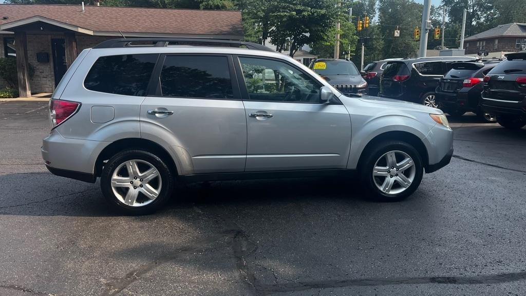Subaru Forester 2.5X Premium 2010