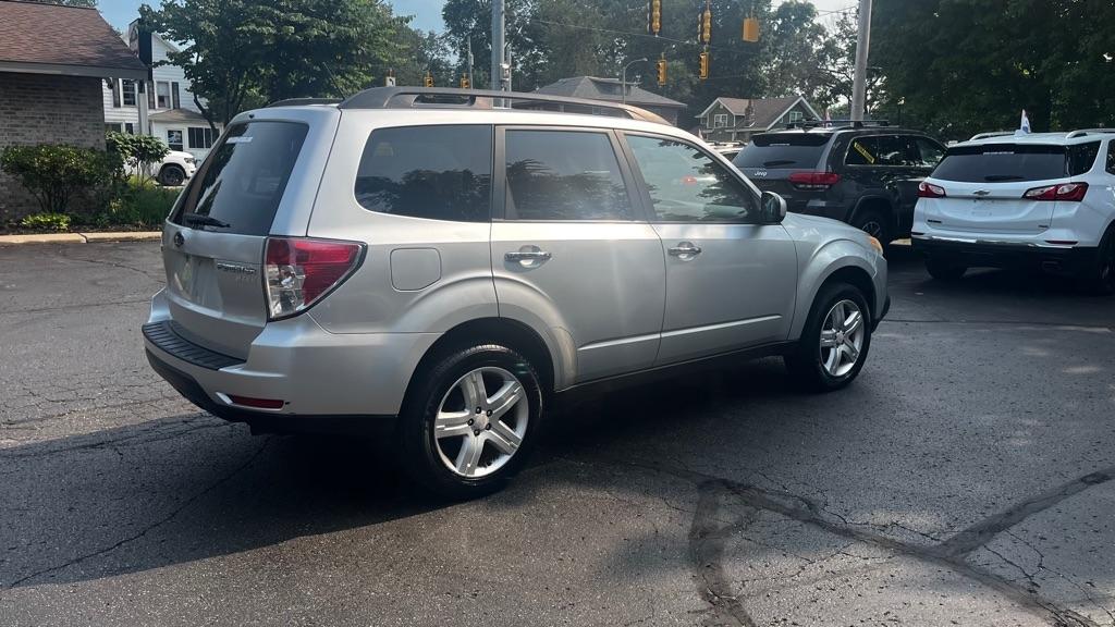 Subaru Forester 2.5X Premium 2010