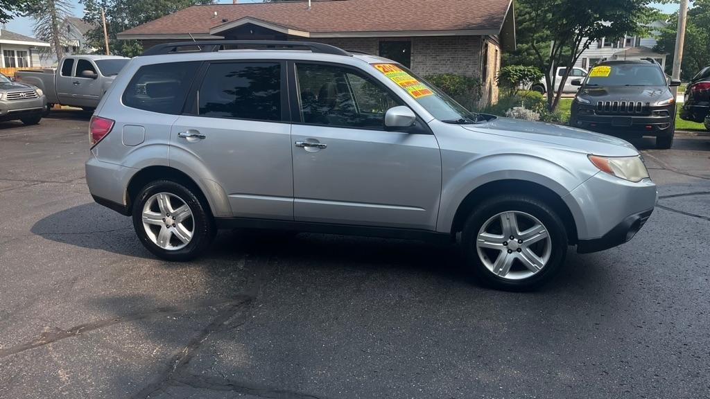 Subaru Forester 2.5X Premium 2010