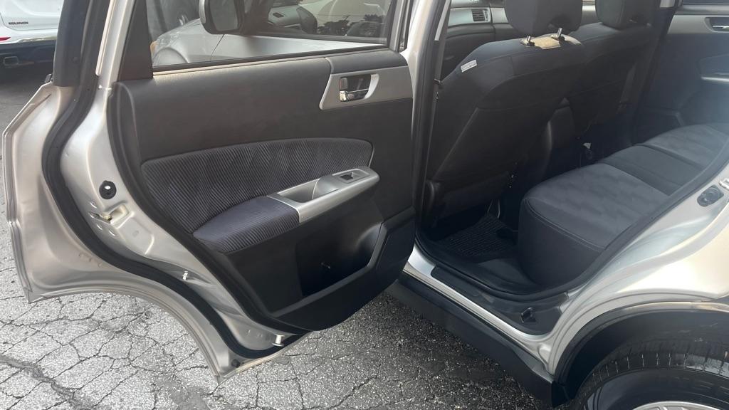 Subaru Forester 2.5X Premium 2010