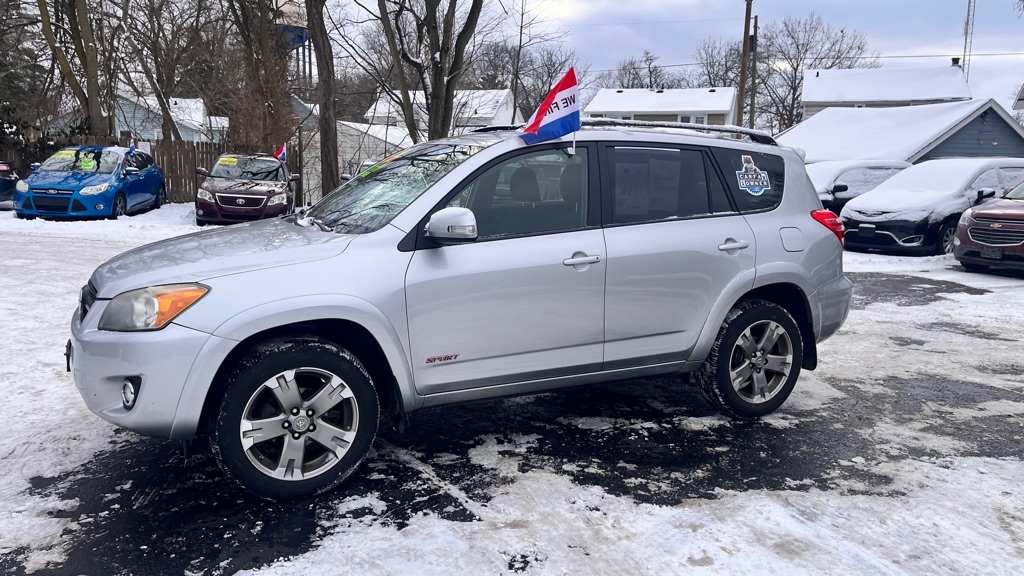 Toyota RAV4 Sport I4 4WD 2012