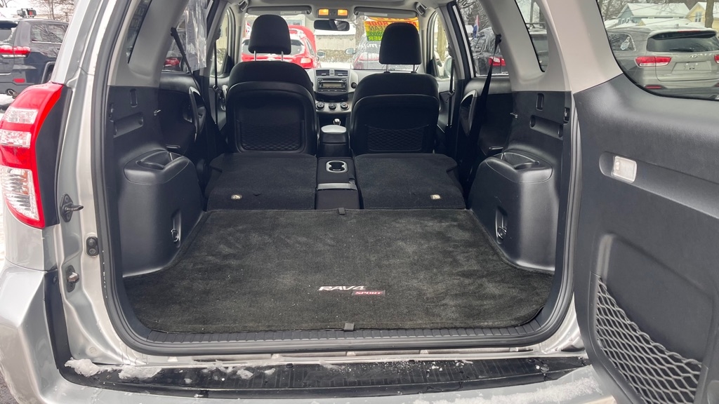 Toyota RAV4 Sport I4 4WD 2012