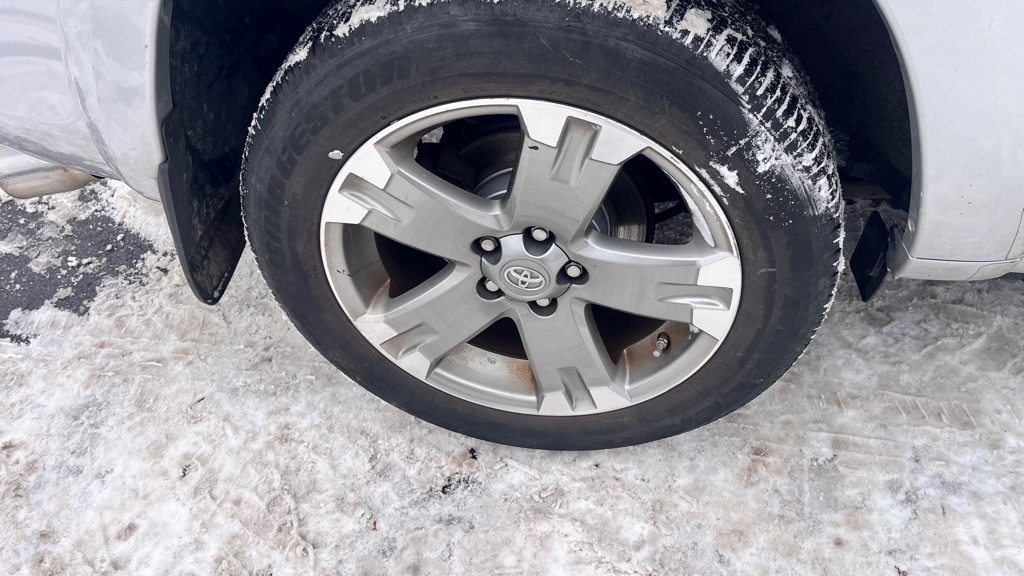 Toyota RAV4 Sport I4 4WD 2012