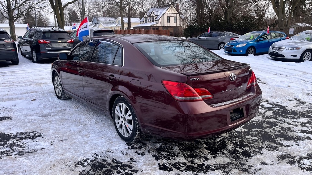 Toyota Avalon XL 2008