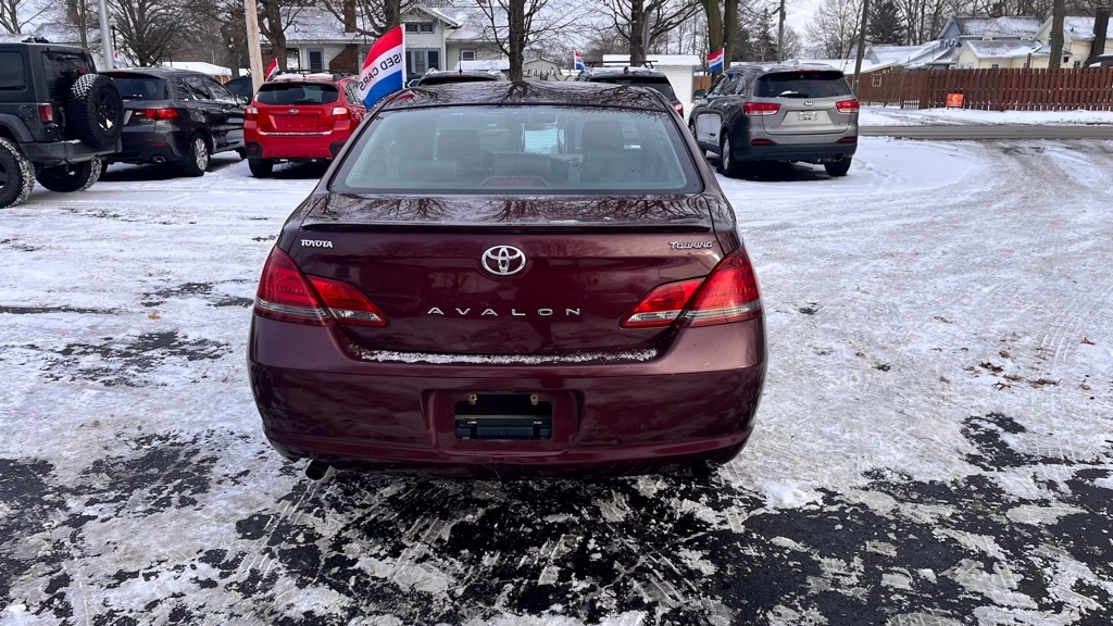 Toyota Avalon XL 2008