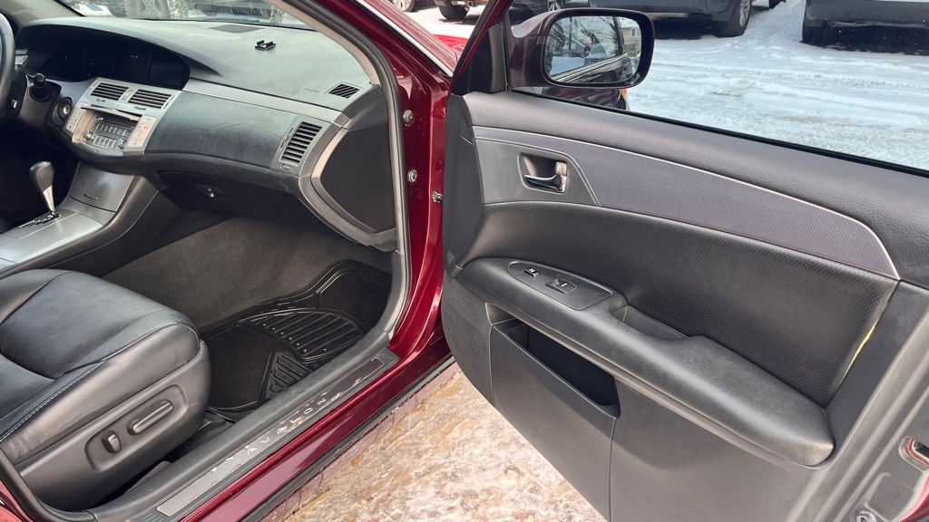 Toyota Avalon XL 2008